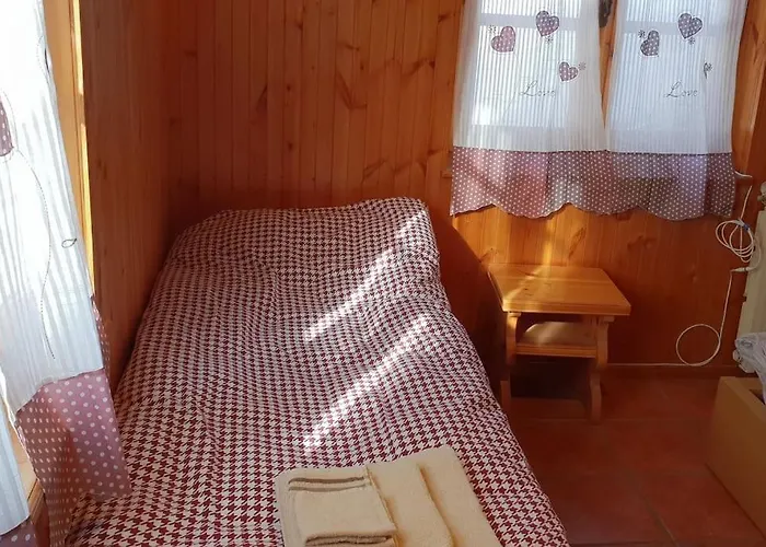 Flat With Breathtaking View In Crest *